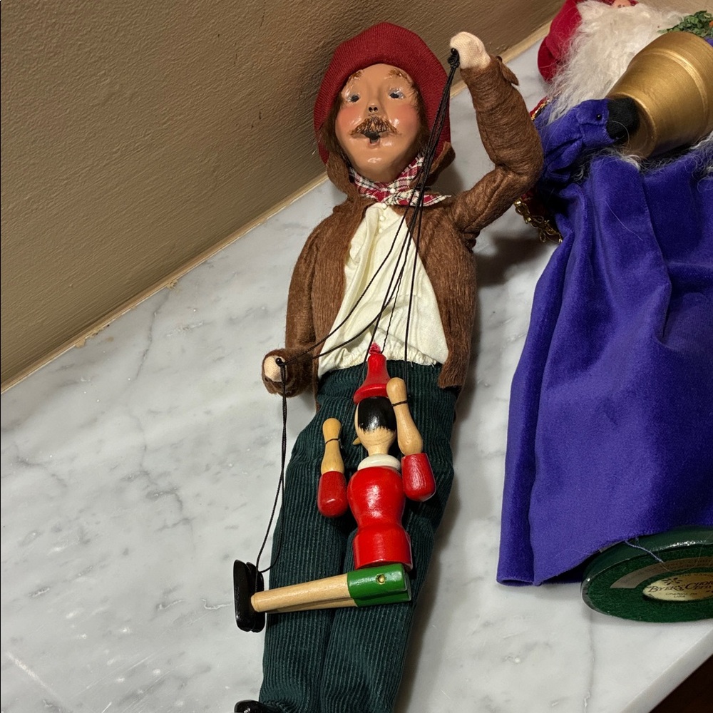 Vintage Byers Choice Christmas Carolers